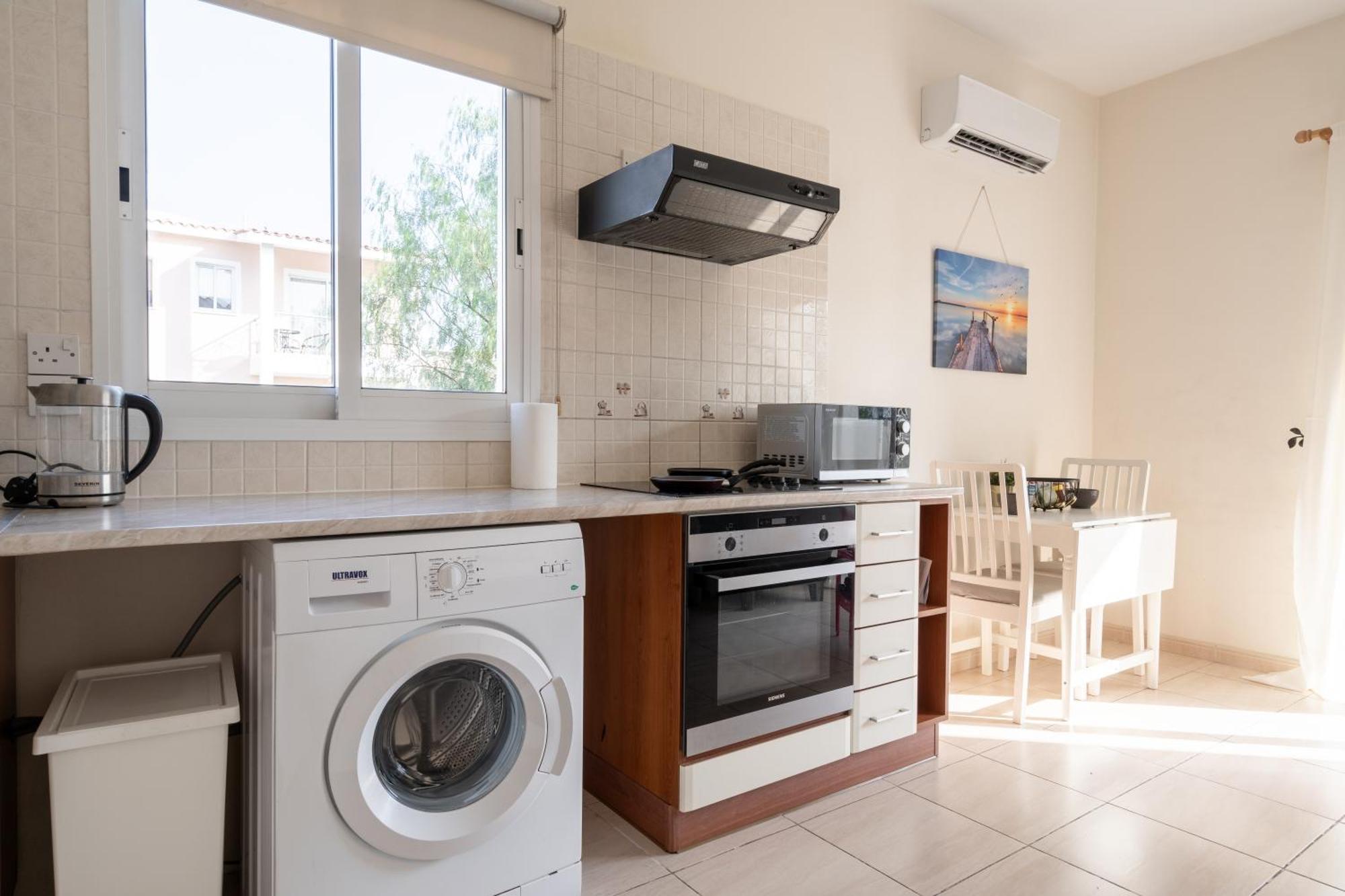 Limnos Gardens Apartment Paphos Exterior foto