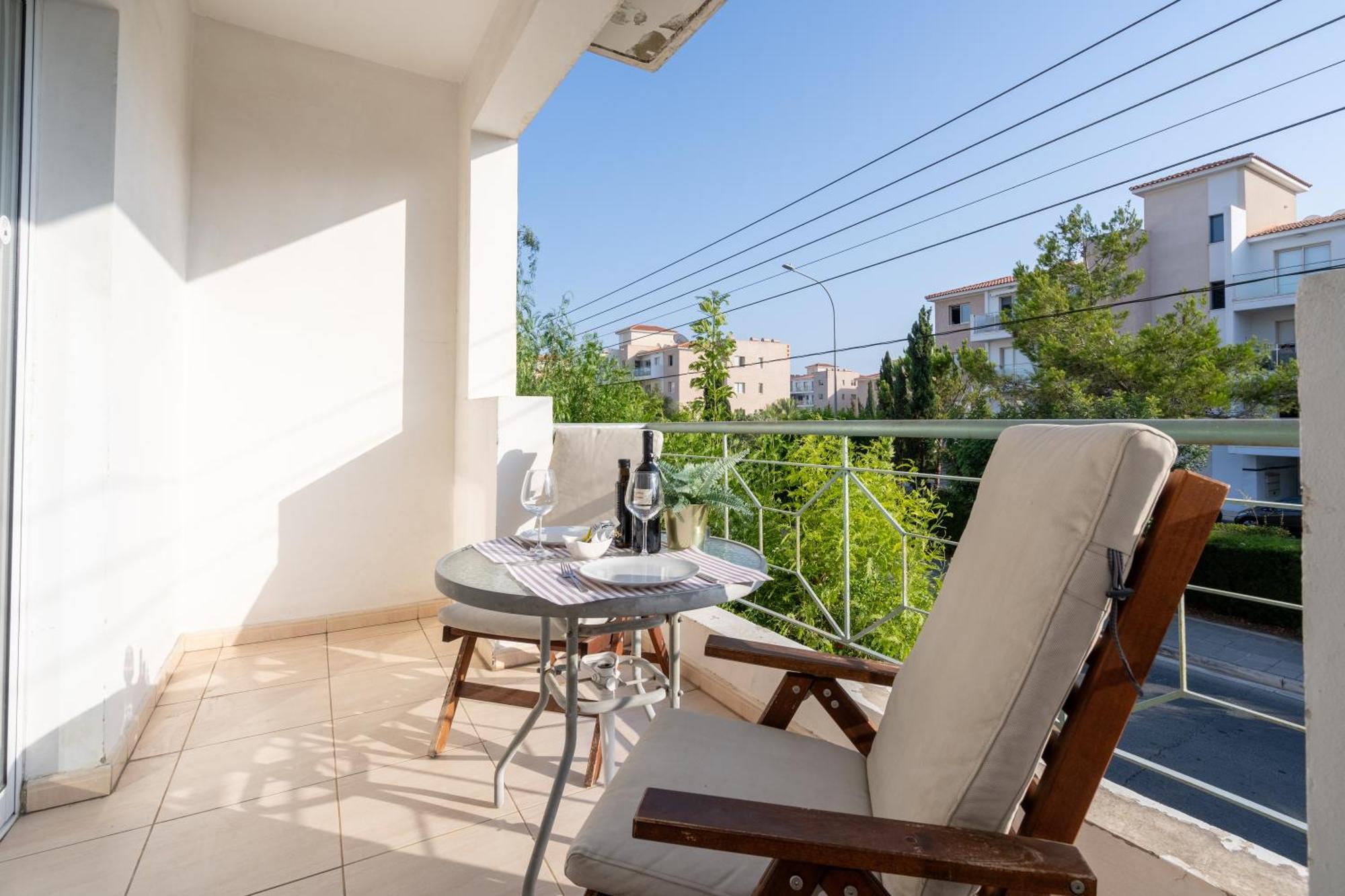 Limnos Gardens Apartment Paphos Exterior foto